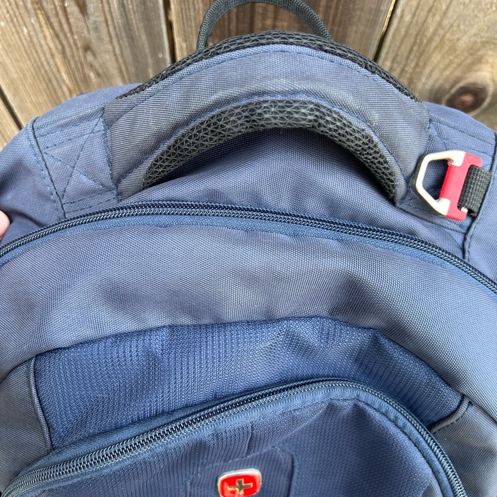 Swiss Gear By Wenger Backpack Travel Bag Navy Padded 17” Medium Laptop Day Work - Picture 4 of 8